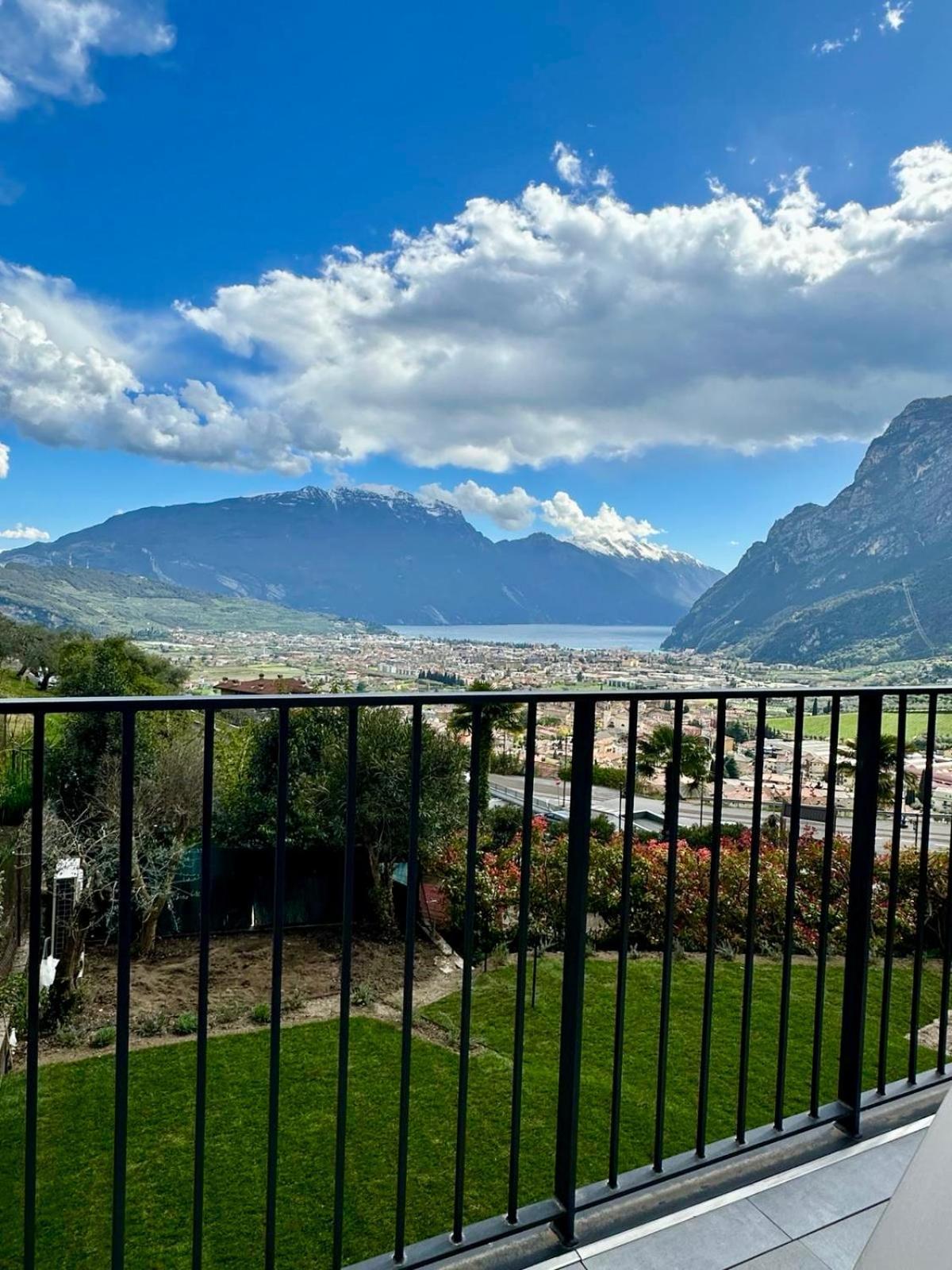 Apartament Eco Garda Hill Tenno Zewnętrze zdjęcie