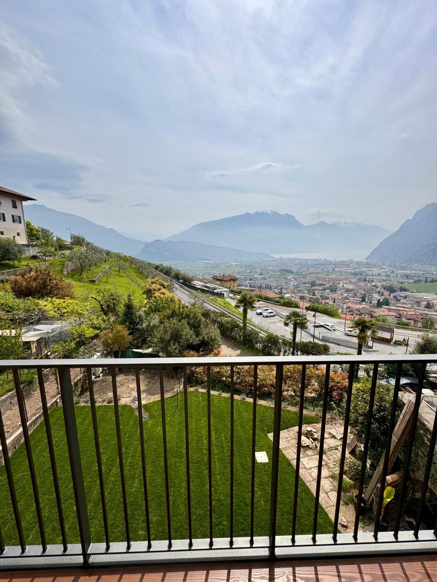 Apartament Eco Garda Hill Tenno Zewnętrze zdjęcie